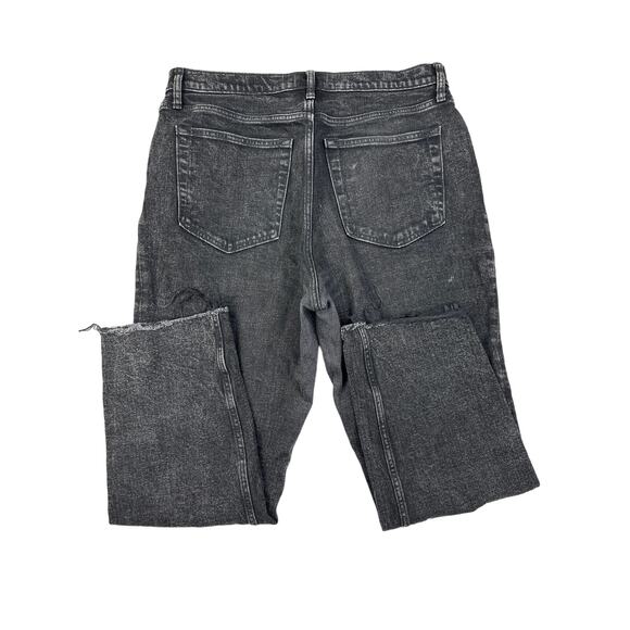 Abercrombie & Fitch - Ultra High Rise Straight Leg Jeans in Faded Black - Picture 4 of 4